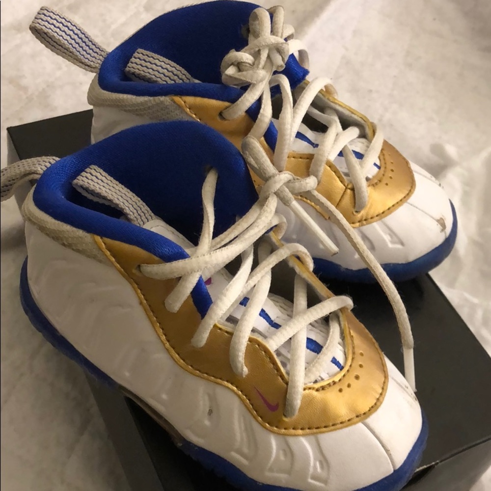 Baby Nike little posite one